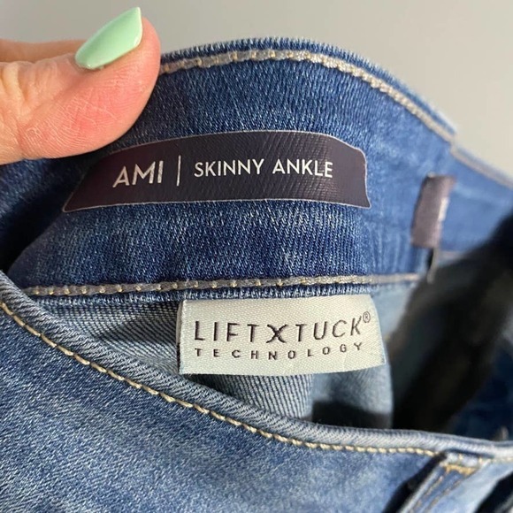 NYDJ Ami Skinny Ankle Embellished Distressed Jeans Size 0 - Picture 7 of 7